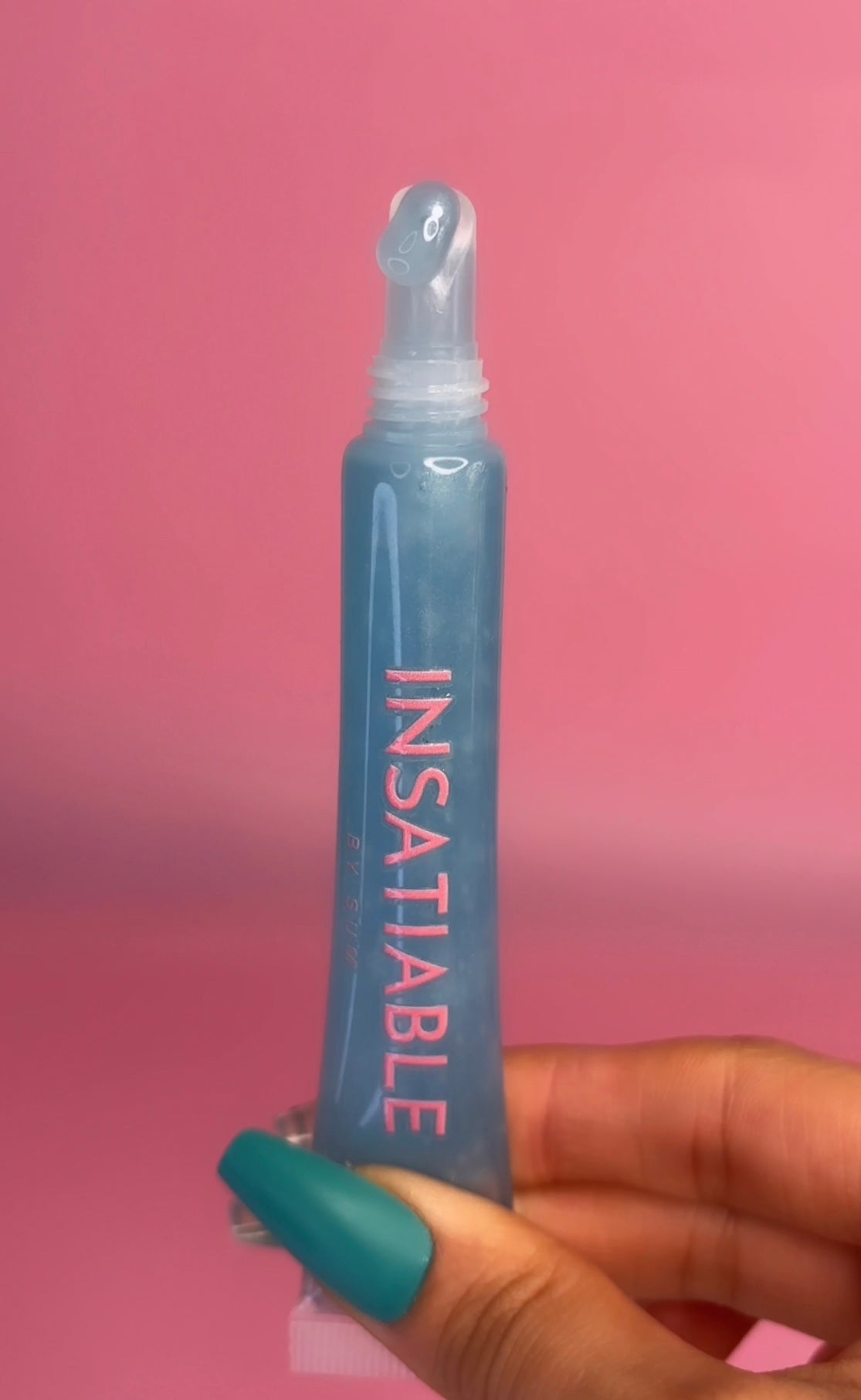 Long lipgloss squeeze tube